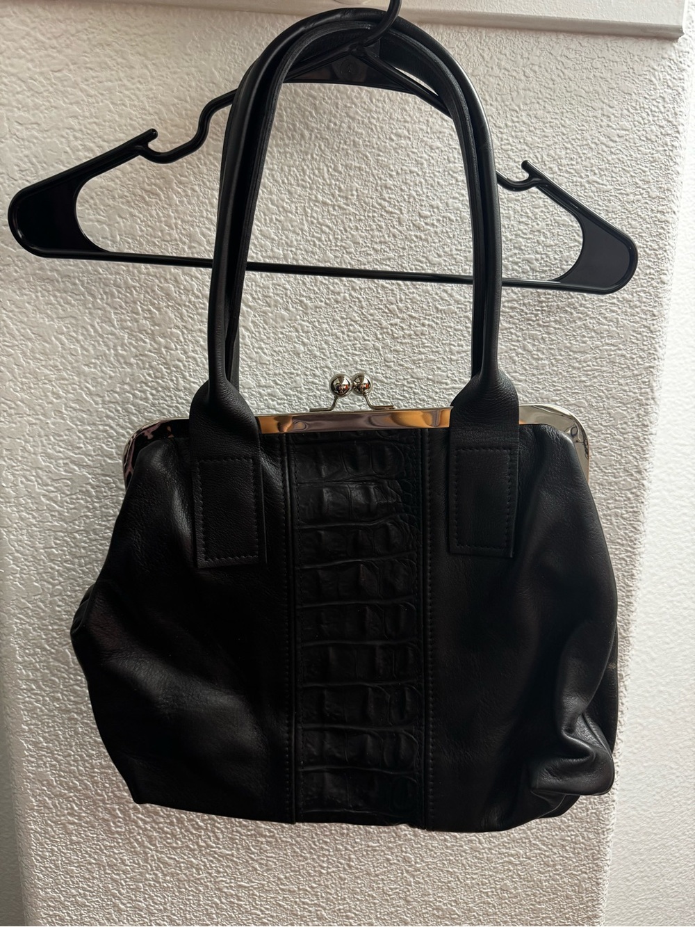 Kisslock Black Women’s Handbag with Crocodile-Texture Panel